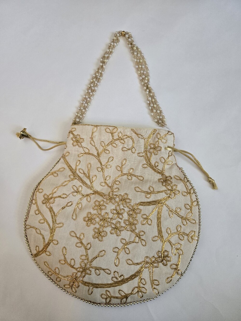 Beautifully Embroidered Delicate Ivory & Gold Evening Bag with Pearl Handle - Picture 4 of 7